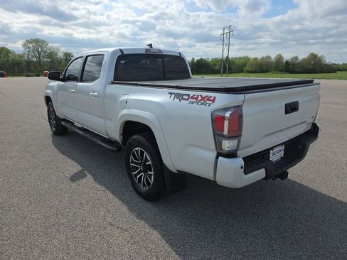 Used 2023 Toyota Tacoma TRD Sport w/ TRD Premium Sport Package image 11
