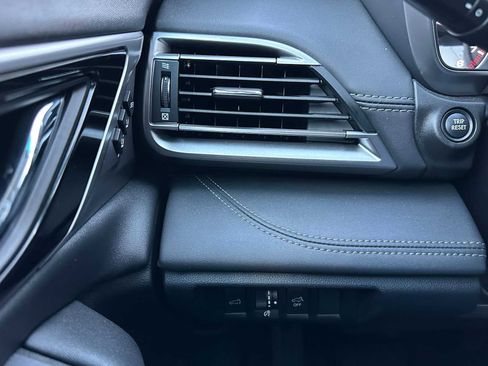 Used 2022 Subaru Outback Limited image 33