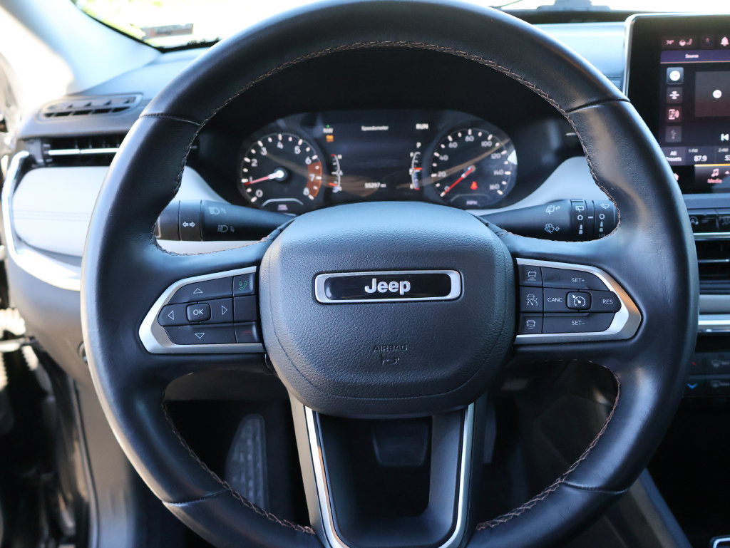 Used 2022 Jeep Compass Limited AWD/4WD image 26
