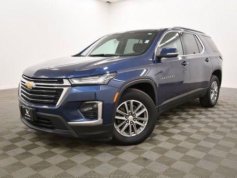 Used 2023 Chevrolet Traverse LT AWD/4WD image 2