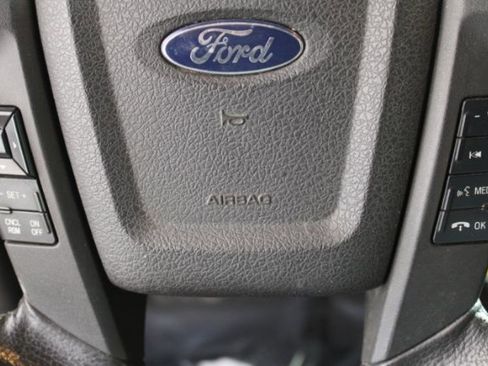 Used 2013 Ford F150 XLT w/ XLT Chrome Pkg image 23