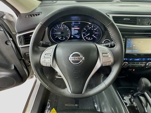 Used 2016 Nissan Rogue SL w/ SL Premium Package AWD/4WD image 13