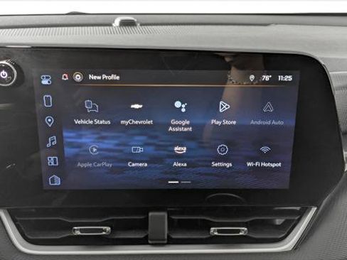Used 2025 Chevrolet Equinox LT FWD image 28