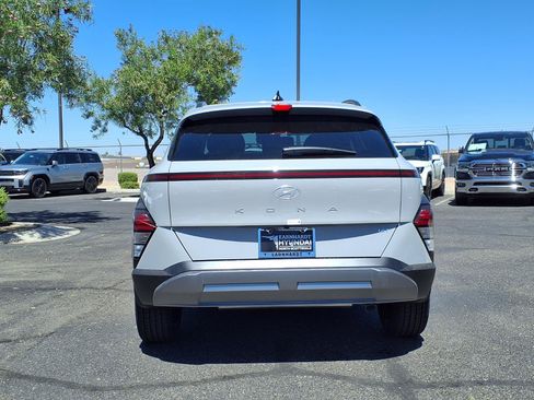 Certified 2026 Hyundai Kona SEL Premium FWD image 5