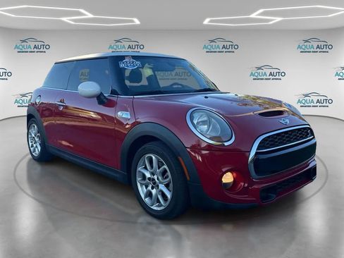 Used 2017 MINI Cooper S image 3