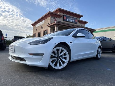 Used 2022 Tesla Model 3 Long Range AWD/4WD image 1