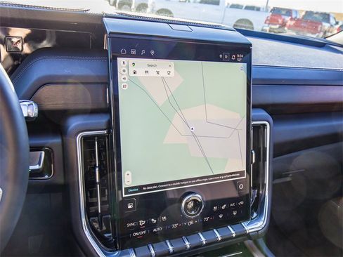 Used 2026 GMC Yukon XL Denali w/ Sun & Power Step Package image 34