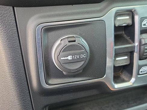 Used 2020 Jeep Gladiator Sport AWD/4WD image 26