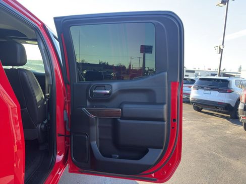 Used 2021 Chevrolet Silverado 1500 LT Trail Boss w/ LT Trail Boss Premium Package image 16