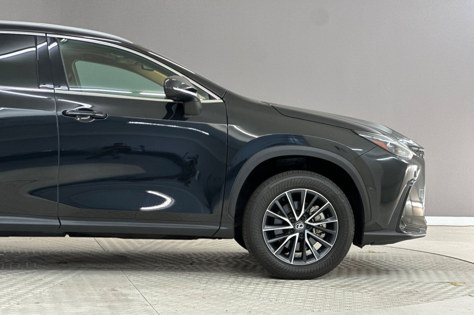 Used 2024 Lexus NX 250 FWD w/ Cold Area Package image 34
