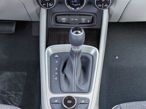 New 2026 Hyundai Venue SEL FWD image 16