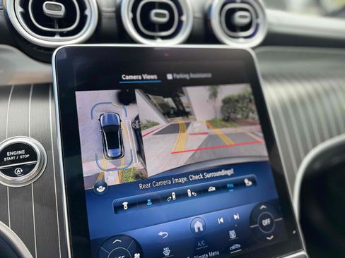 Used 2023 Mercedes-Benz GLC 300 image 40