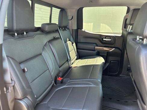 Used 2022 Chevrolet Silverado 1500 LT Trail Boss w/ Convenience Package II AWD/4WD image 14