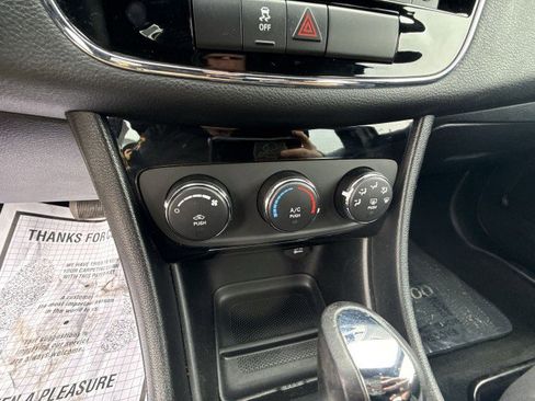 Used 2013 Chrysler 200 LX image 15