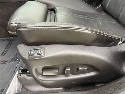 Used 2013 Cadillac SRX Luxury image 14