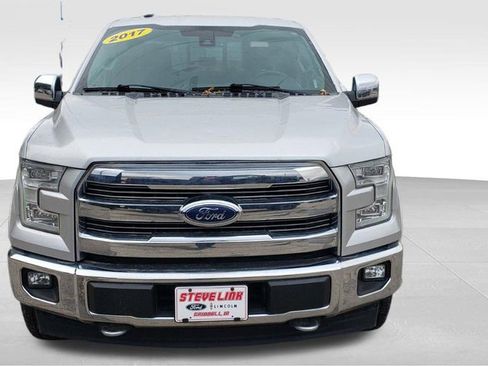 Used 2019 Ford F150 Lariat w/ Equipment Group 502A Luxury AWD/4WD image 4
