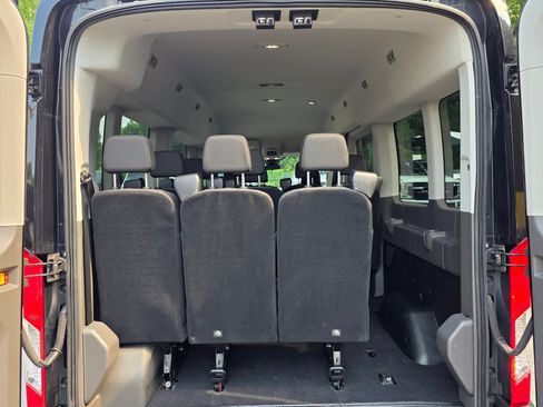 Used 2022 Ford Transit 350 XLT RWD image 23