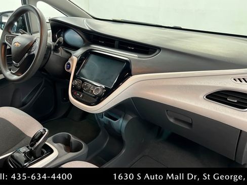Used 2018 Chevrolet Bolt LT FWD image 23