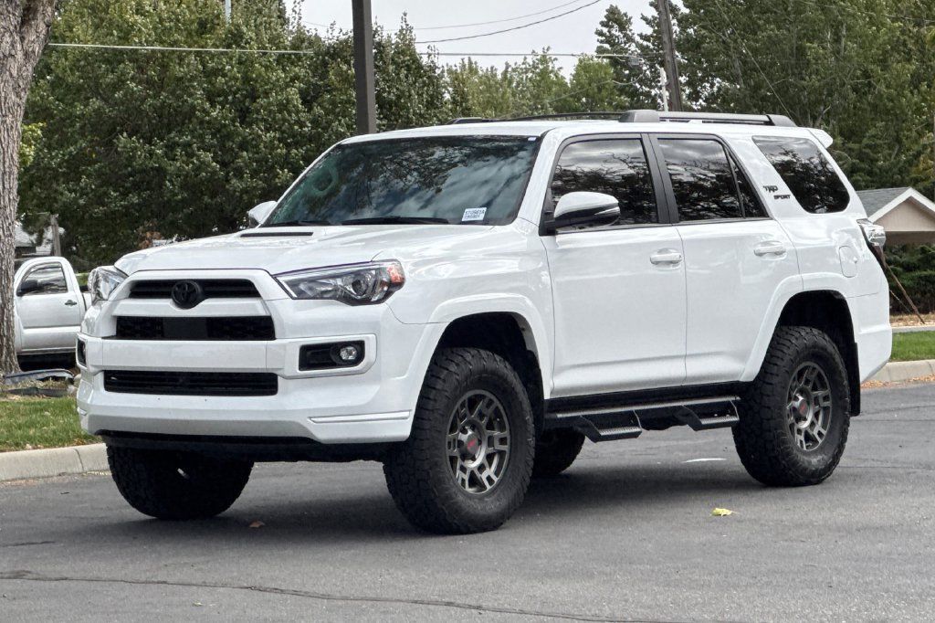 Used 2024 Toyota 4Runner TRD Sport w/ Technology Package AWD/4WD image 11