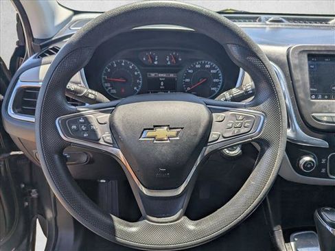 Certified 2021 Chevrolet Equinox LS w/ LS Convenience Package FWD image 13