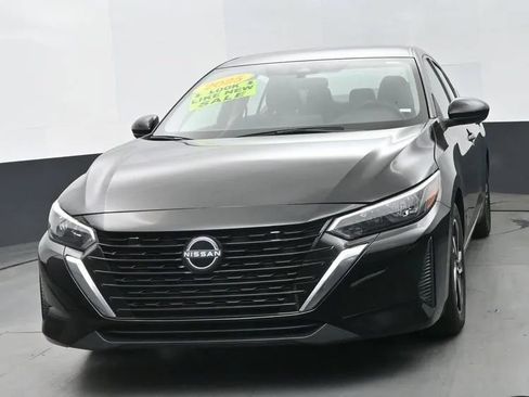 Used 2024 Nissan Sentra SV FWD image 1