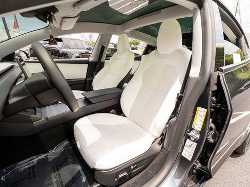 Used 2025 Tesla Model 3 RWD image 30