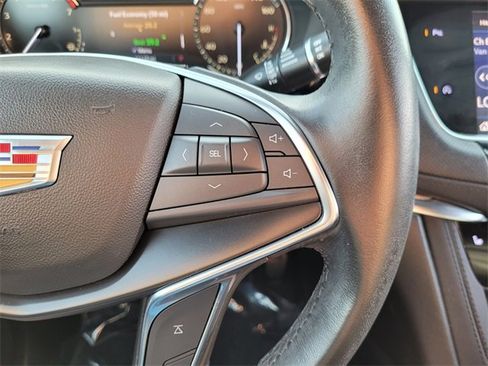 Used 2020 Cadillac XT5 Luxury image 31