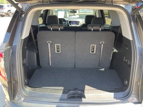 Certified 2020 GMC Acadia SLE w/ Driver Convenience Package FWD image 7
