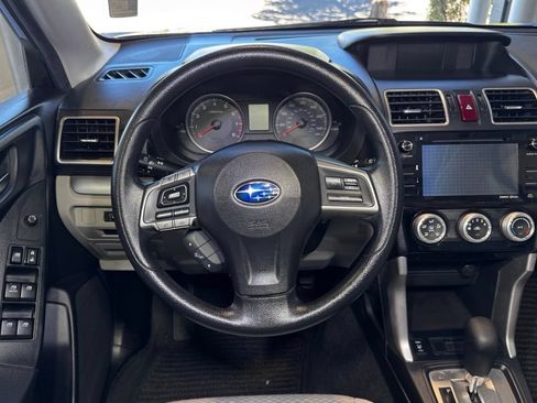 Used 2016 Subaru Forester 2.5i Premium w/ All-Weather Package AWD/4WD image 19