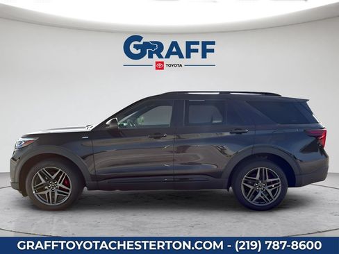 Used 2026 Ford Explorer ST-Line w/ ST-Line Street Pack AWD/4WD image 11