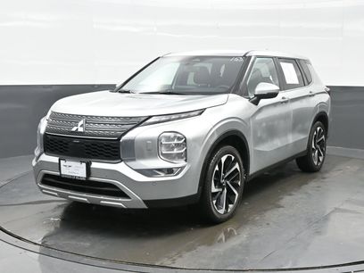 Used 2023 Mitsubishi Outlander SE