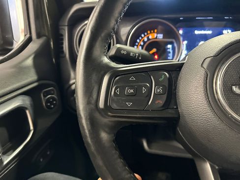 Used 2021 Jeep Wrangler Unlimited Sport image 18