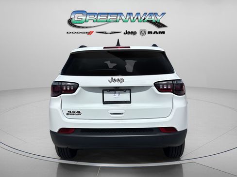 New 2026 Jeep Compass Latitude image 3