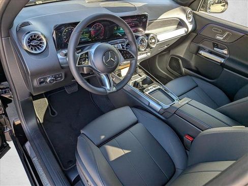 Certified 2026 Mercedes-Benz GLB 250 image 3