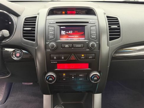 Used 2012 Kia Sorento EX AWD/4WD image 27