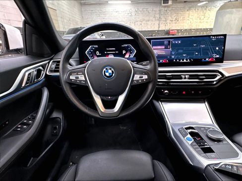Used 2024 BMW i4 eDrive35 w/ Premium Package RWD image 8