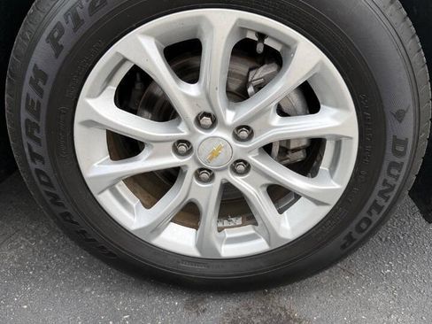 Used 2018 Chevrolet Equinox LS image 22