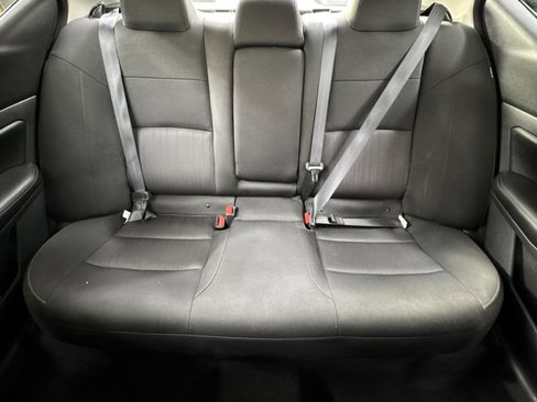 Used 2023 Nissan Altima 2.5 SV image 5