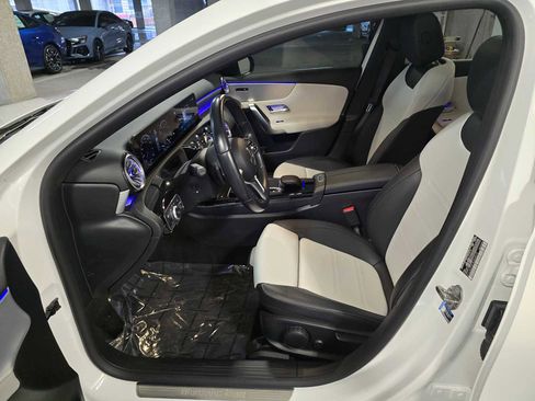 Used 2022 Mercedes-Benz A 220 4MATIC image 24