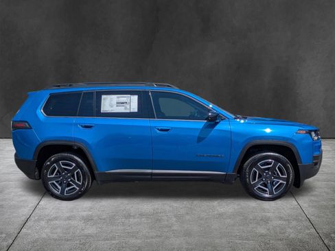 New 2026 Jeep Cherokee Laredo AWD/4WD image 3