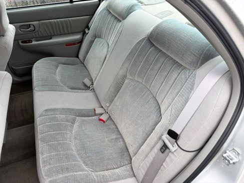 Used 2005 Buick Century Custom FWD image 11
