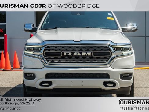 Used 2022 RAM 1500 Limited AWD/4WD image 2