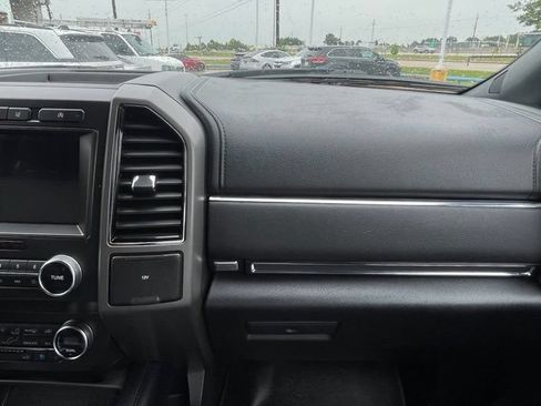 Used 2019 Ford Expedition XLT w/ Equipment Group 202A RWD image 28