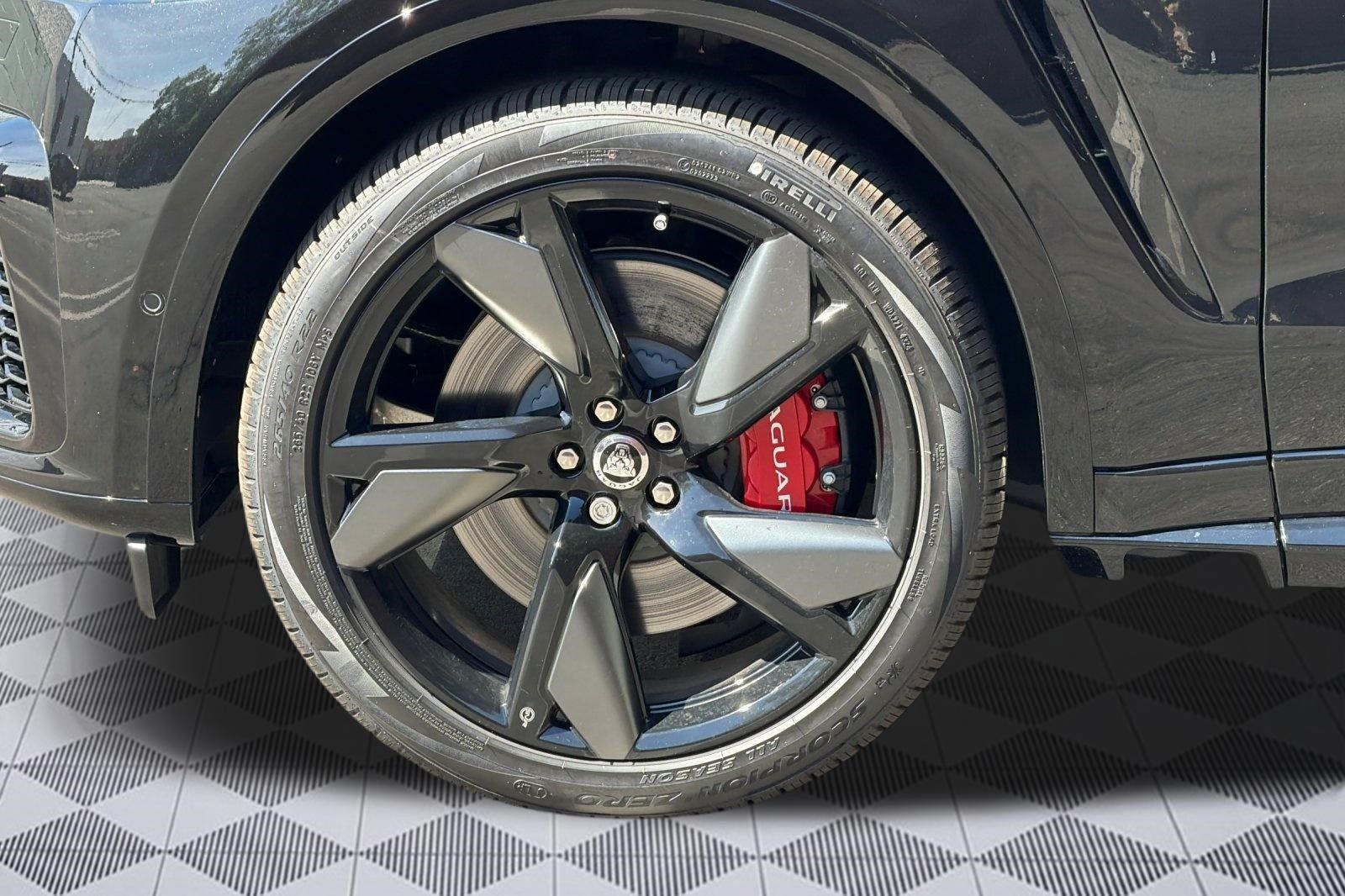 New 2026 Jaguar F-PACE SVR 575 Edition AWD/4WD image 12