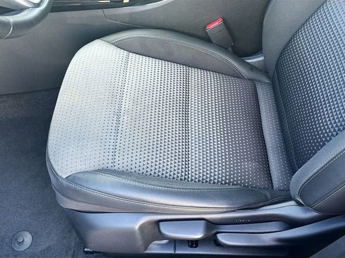 Used 2025 Chevrolet Trax LT w/ Driver Confidence Package image 25