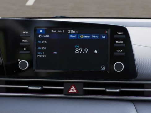 New 2026 Hyundai Elantra SE FWD image 13
