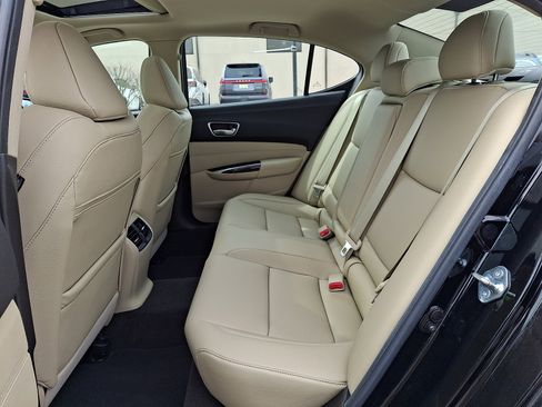 Used 2020 Acura TLX image 10