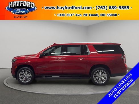 Used 2021 Chevrolet Suburban High Country w/ Premium Package AWD/4WD image 2