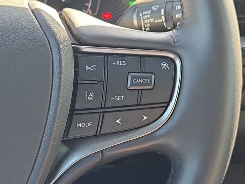 Used 2023 Lexus UX 250h F Sport w/ Accessory Package (Z2) AWD/4WD image 23