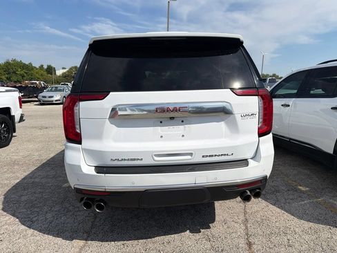 Used 2021 GMC Yukon Denali AWD/4WD image 6